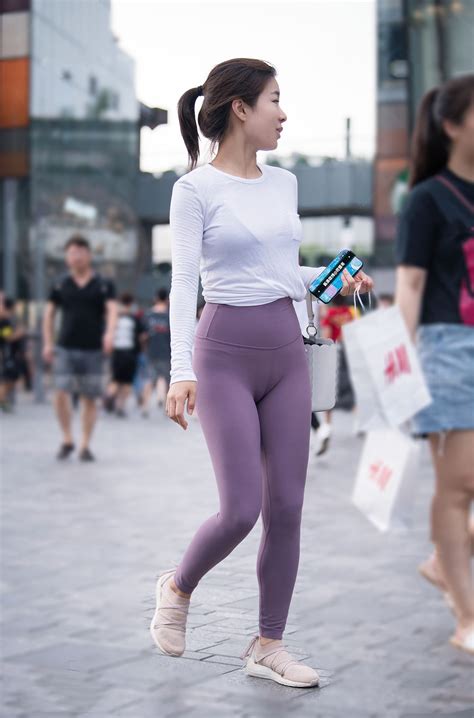 Pin By Ero Chan On Spandex Fitness Wear Outfits Sporty Outfits Fashion