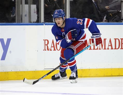 Самые новые твиты от adam fox (@foxyclean): Adam Fox et le Calder... - Hockey Herald