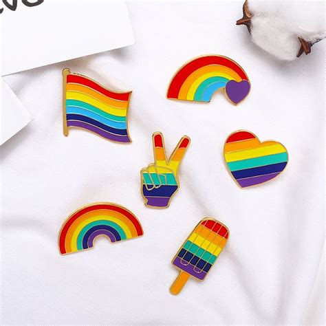 Lgbt Design Rainbow Pins Brooch Creative Heart Finger Flag Rainbow