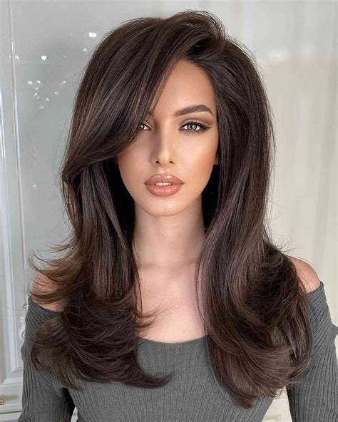 50 trendiest haircuts for thick hair to look thinner artofit