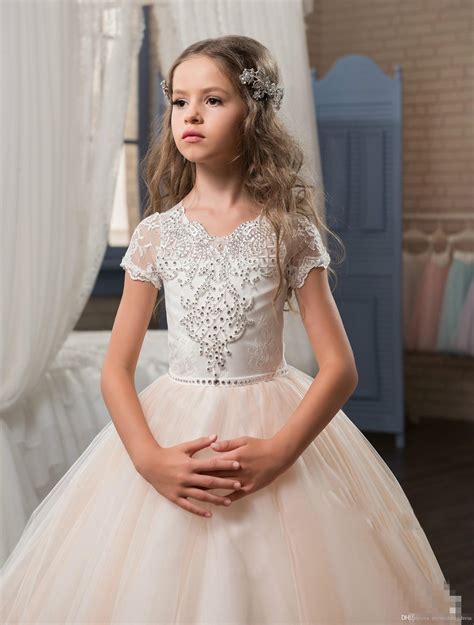 Lace Flower Girl Dresses 2017 Baby Wedding Gowns With