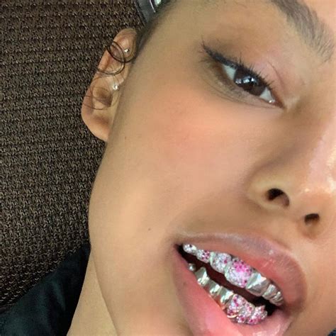 Jasmine Daniels On Instagram “camopinkdiamomds” Teeth Jewelry