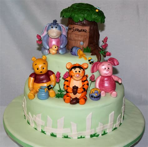 It is not a traditional diaper cake but a basket with rolled diapers and some winnie the pooh decorations. Winnie The Pooh Cakes - Decoration Ideas | Little Birthday ...