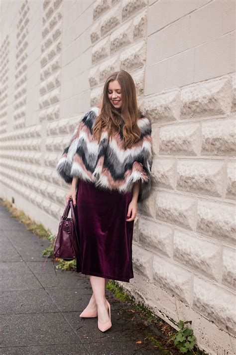 How To Wear The Velvet Trend This Holiday Season Seattle Fashion Blog