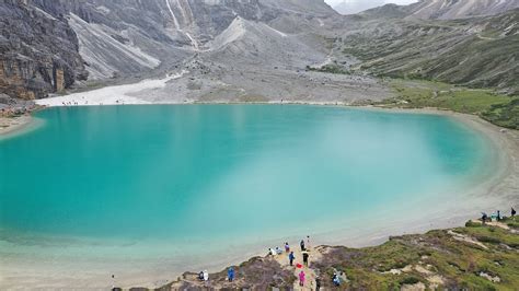 Breathtaking Scenery Of Five Color Lake At Daocheng Yading In Sw China