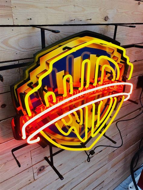 Neon Sign Warner Bros Stefvintagestore