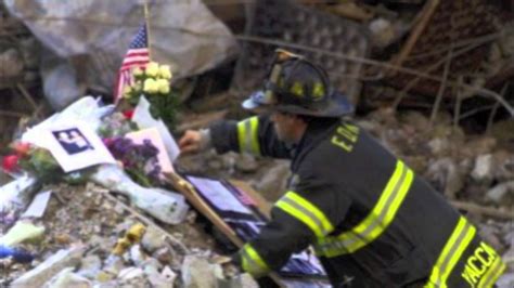 How Many Firefighters Died In 911