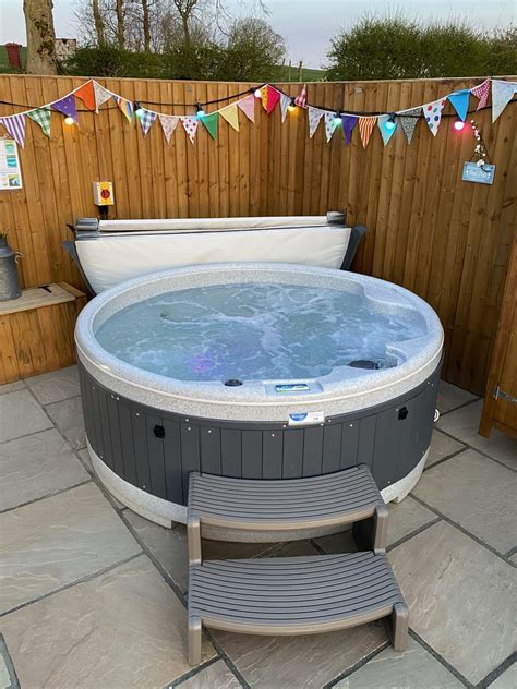 orbisspa hot tub hire yorkshire