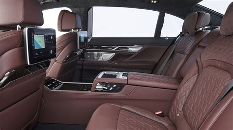 7 Series Interior Image 7 Series Photos In India Carwale
