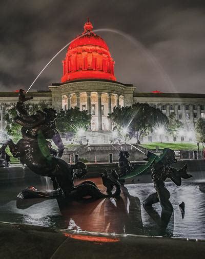 Capitol Shines Red To Honor The Kansas City Chiefs Return To The Super