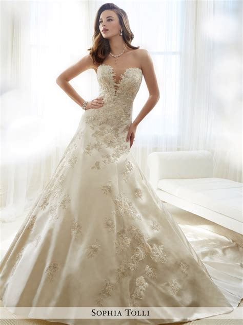 Looks We Love Wedding Dresses With Dramatic Necklines