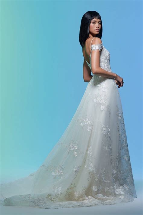 Margaret truman launderette, key west, florida. Lazaro 32002 MARGARET in 2020 | Wedding dresses, Wedding ...