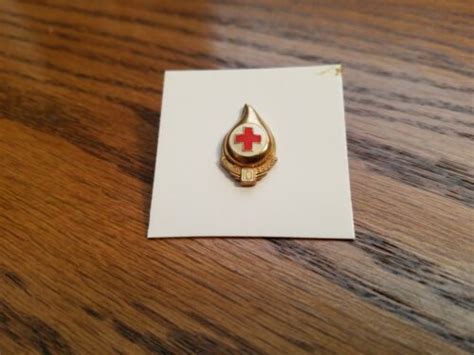 Red Cross Blood Donor 10 Gallon Pin New Ebay