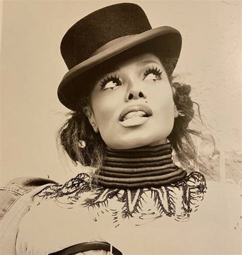Pin By Devereaux Debujaque On Portraits Janet Jackson Janet Jackson Jackson Photoshoot