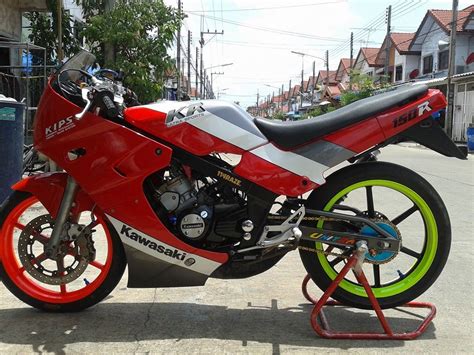 Dj thailand terbaru terbaik tergoyang remix 2020. Wadin Mengamok: Kawasaki Ninja 150 (KR150) Red/White