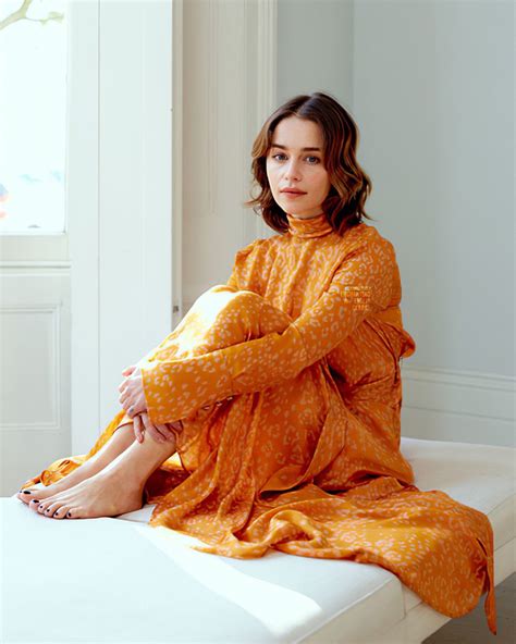 Hbo Game Of Thrones Mother Of Dragons Emilia Clarke Starlet Nice