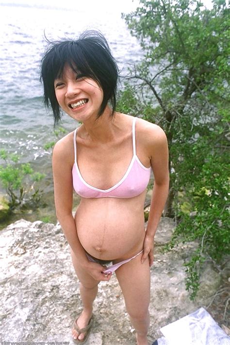 Sexy Pregnant Asian Women Palmes Est