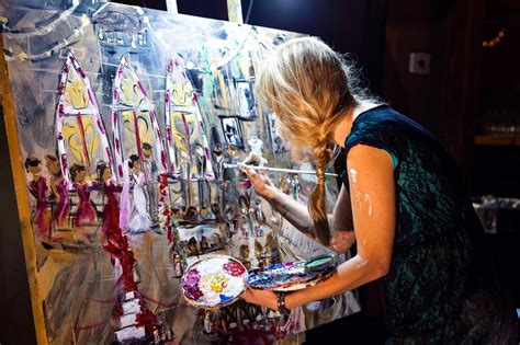 Live Event Painter And The Wedding Painting Relationship