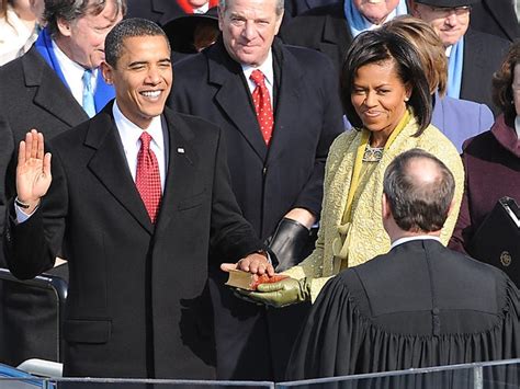 The emotional rendition came as barack and michelle obama had their first dance as the president and first lady. TV trims its coverage of second Obama inauguration