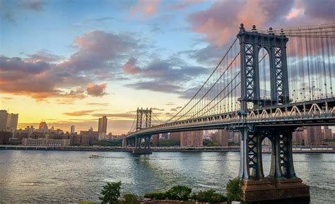 Manhattan Bridge Le Deuxième Célèbre Pont De New York