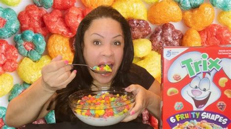 Asmr Eating Trix Cereal Extreme Crunch Mukbang Youtube