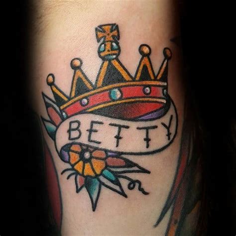 They can also mean king and queen of the concrete jungle. 50 Traditional Crown Tattoo Designs For Men - Old School Ideas