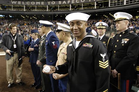 Should be put to prevent. File:US Navy 050405-N-6477M-340 Hospital Corpsman 1st ...