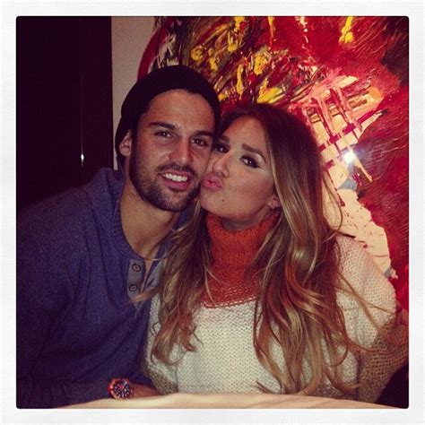 Bundled Up From Eric Decker And Jessie James Decker Are The Hottest