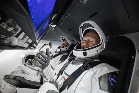 Spacex Dragon Suit