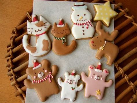 Here are over 100 christmas cookies recipes, sugar cookies decorations perfect for holiday baking. 227 best images about Christmas Cookie Decorating Ideas on ...