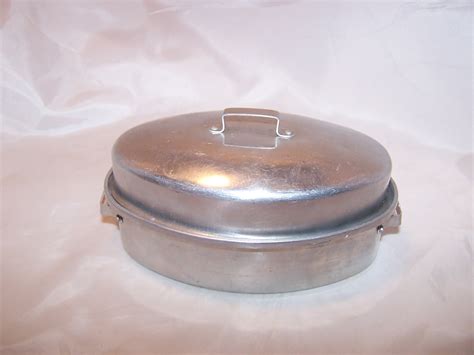 toy roaster  lid aluminum vintage childs toy