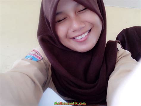 Maybe you would like to learn more about one of these? Galeri Foto Cewek SMA Berjilbab Cantik Menggoda 2014 ...