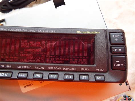 Old School Clarion Pro Audio 920eq With Spectrum Display Photo
