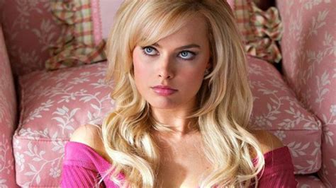 Sẽ Ra Sao Khi Quái Nữ Harley Quinn Margot Robbie Trở Thành Búp Bê Barbie Trong Phim Live Action