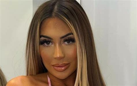 Chloe Ferry Shows Off Her Baddie Underboobs In Tiny Pink Bikini Page