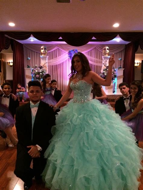 Pin By Angels Choreography On 150926e Estefania Ball Gowns Gowns