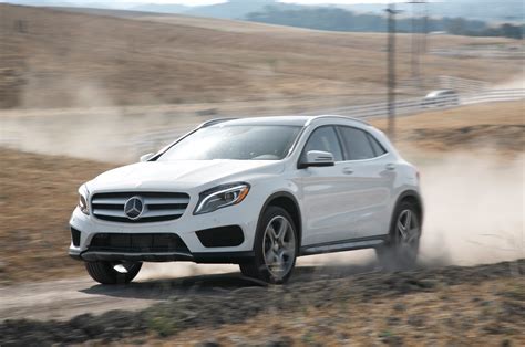 The gla250 does so many car things well. Premier essai : Mercedes-Benz GLA 250 2015 4Matic et GLA ...