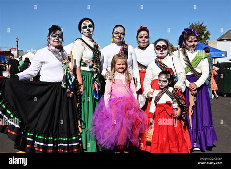 Emporia Kansas October 30 2021 Women Show Their Traditional La