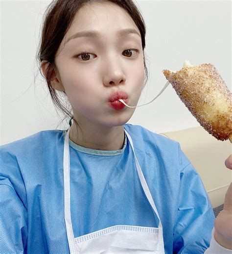 Born on , , sung hails from , ,. Lee Sung-kyung - Biography, Height & Life Story | Super ...