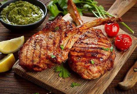 aˈsaðo) is the technique and the social event of having or attending a barbecue in various south american countries, especially argentina and uruguay where it is also a traditional event. Tomahawk de Angus, Lomo Vetado y Asado de Tira 1,2 Kg ...