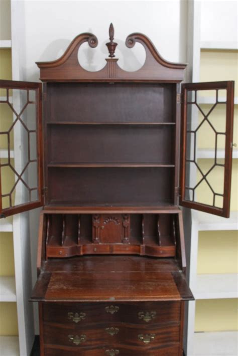maddox colonial reproduction vintage secretary desk ebth