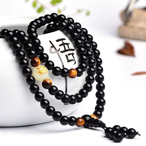 Nos bracelet mala tibetain homme augmenterons votre bonheur et santé au quotidien. Bracelet mala pour homme | 108 perles | Bijoux masculin