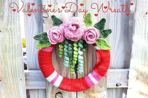 The Edible Complex Crochet Valentines Day Wreath Tutorial Valentine