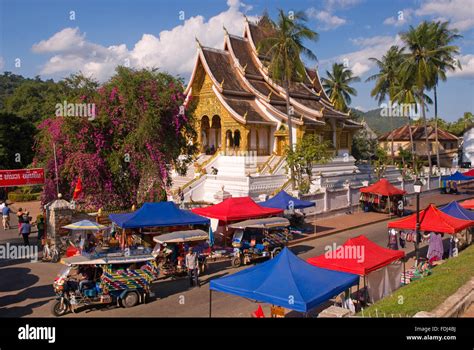 Street Market In Luang Prabang Hi Res Stock Photography And Images Alamy