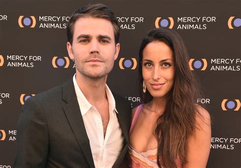 Paul Wesley Files For Divorce Amid Wifes Brad Pitt Romance Parade