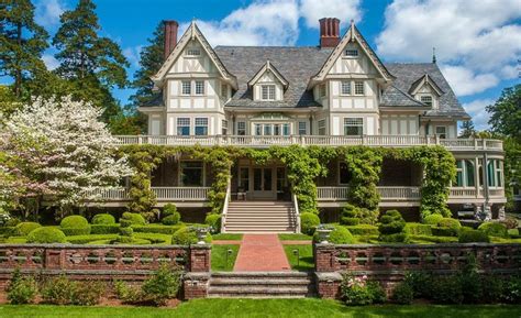 Get in touch with a new london real estate agent who can help you find the home of your dreams in new london. 4 Historic Homes For Sale In Greenwich, CT | Homes of the Rich
