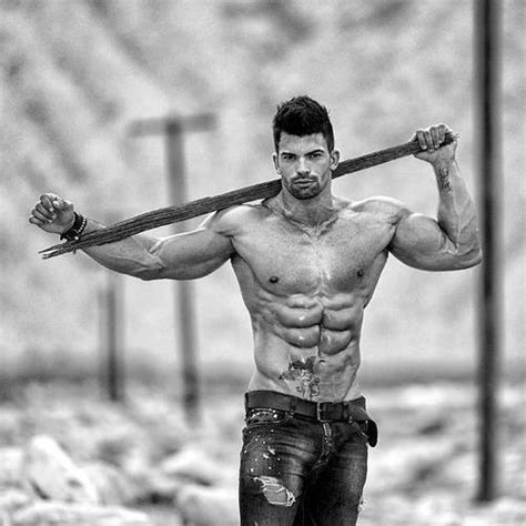 15 Of The Most Ripped 8 Pack Abs And 6 Pack Abs In The World