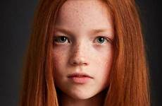 freckles redheads redhead roux cheveux rousse child ania akara rousseur demoiselle visage trucs accoutrement