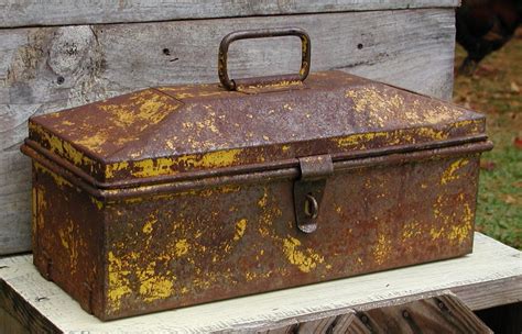 Old Rusty Tool Box Tool Box Metal Tool Box Vintage Box