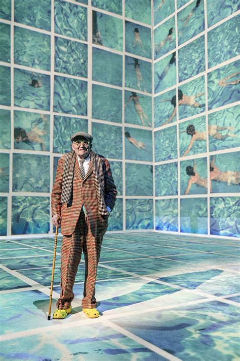 A Spectacular Splash David Hockney Bigger And Closer Not Smaller